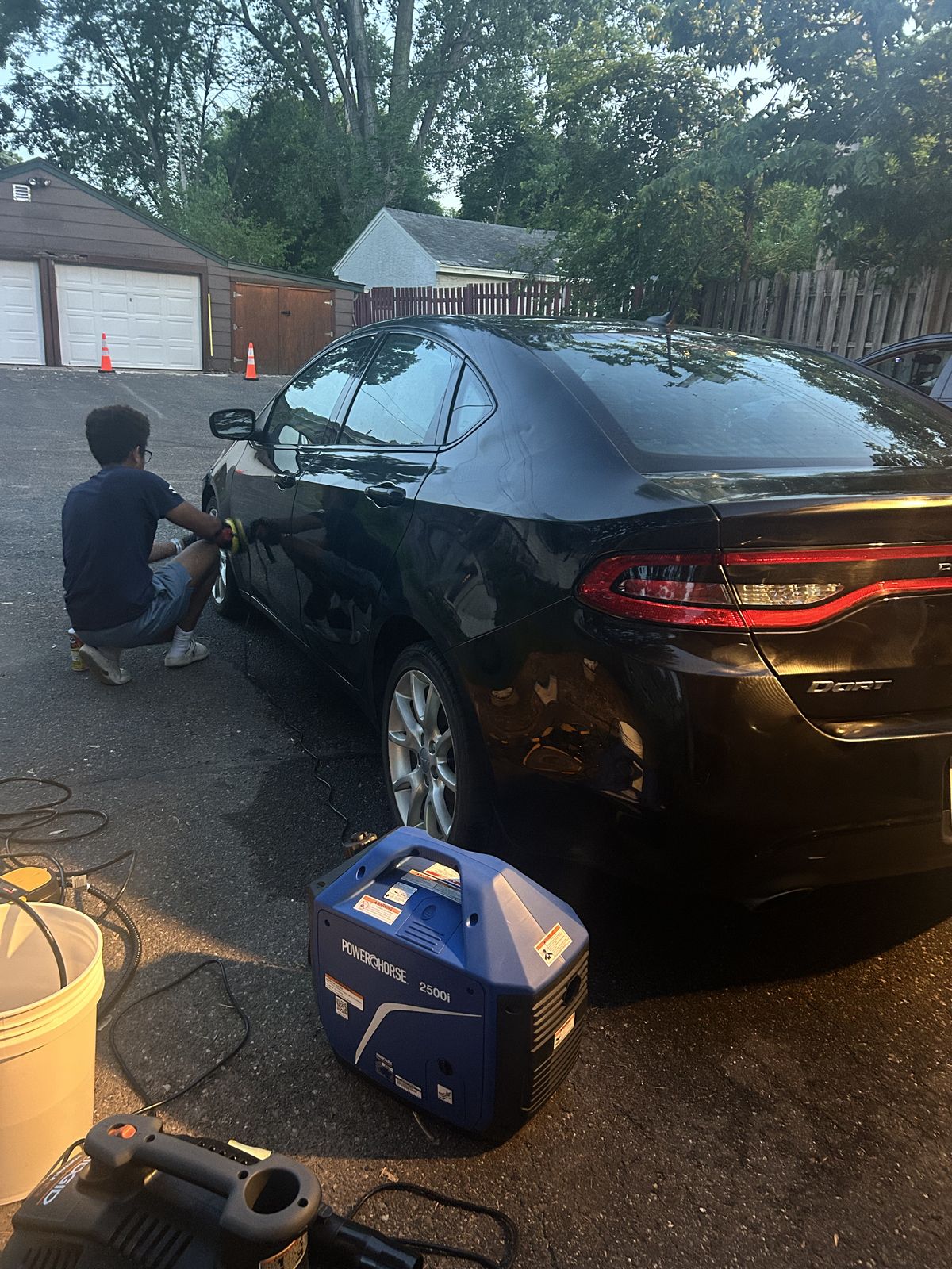 Hand-polishing paint with an orbital polisher