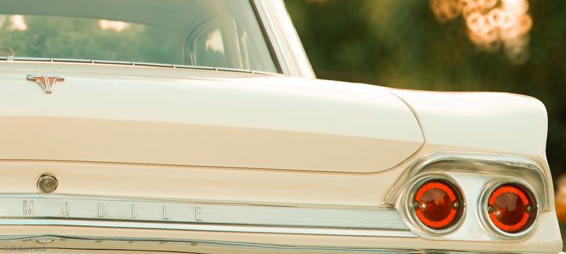 Vintage car rear taillight, panoramic shot, DbebawVisualz photography portfolio
